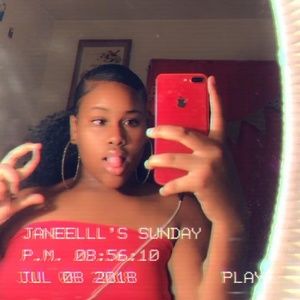 Meet your Posher, Janel